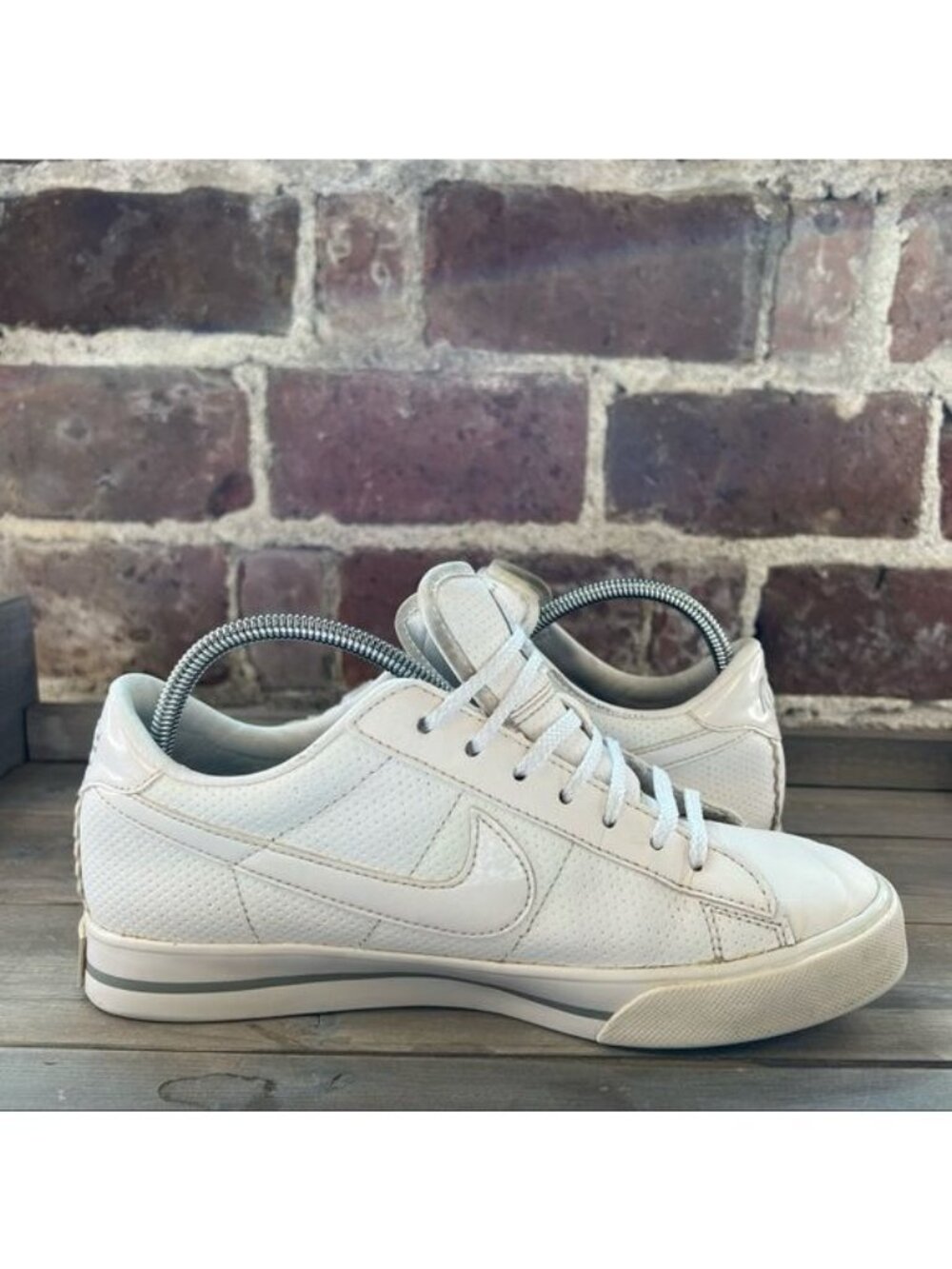 NIKE Sweet Classic Women's White Leather Sneaker Sz 7.5 (354496-110) - Picture 5 of 11